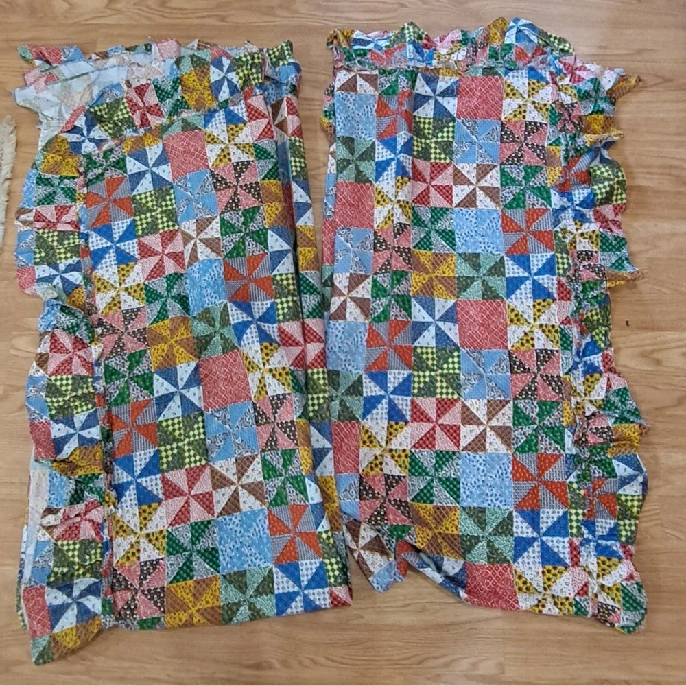 Pair Of 2 Drapery Panals Hamdmade Granny Square With Ruffles 1970's